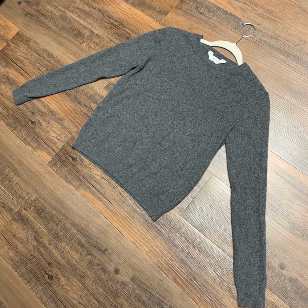 Everlane Cashmere Crew Sweater